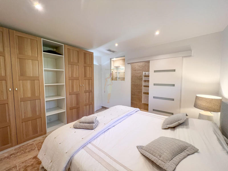 Appartement - 98 m² - 3 pièces