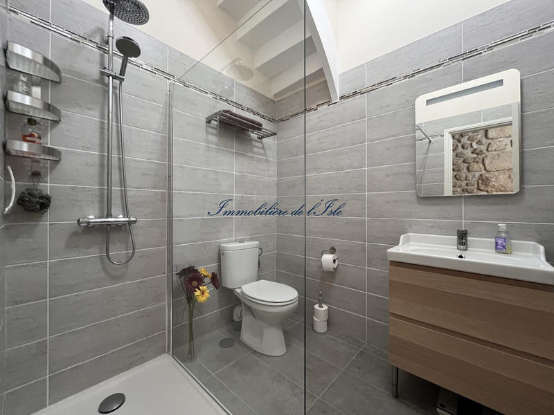 Maison - 239 m² - 7 pièces