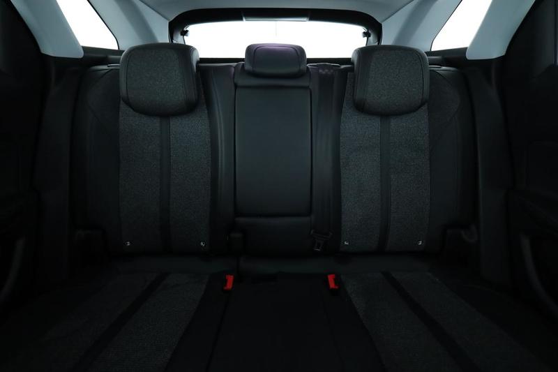 Peugeot 3008 1.5 Blue-HDi Allure 130 ch