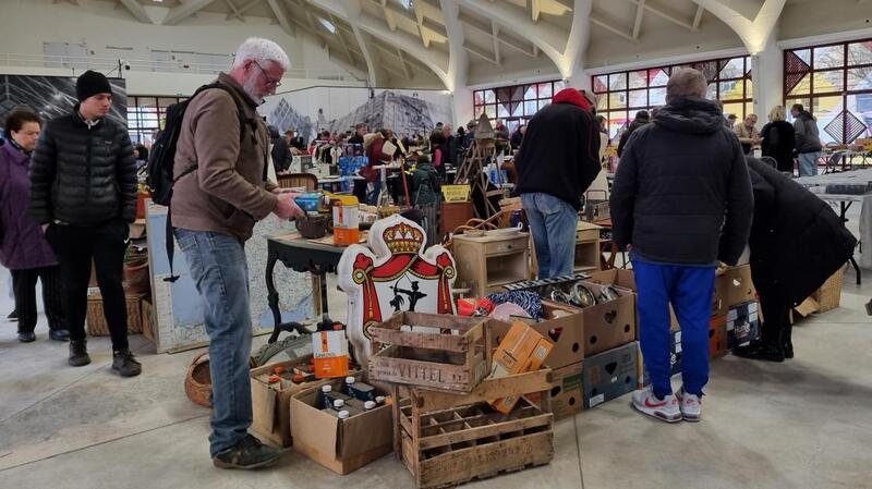 Broc de la halle de printemps - vide grenier et 2nde main