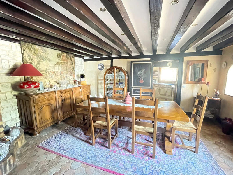 Maison ancienne - 167 m² - 8 pièces