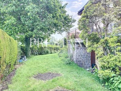 Maison - 157 m² - 7 pièces