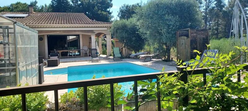 Maison - 160 m² - 6 pièces