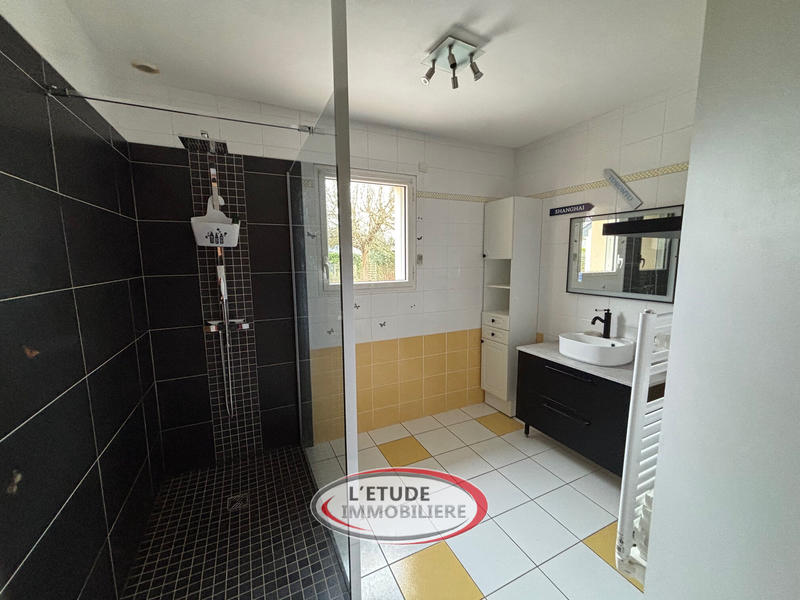 Maison - 122 m² - 6 pièces