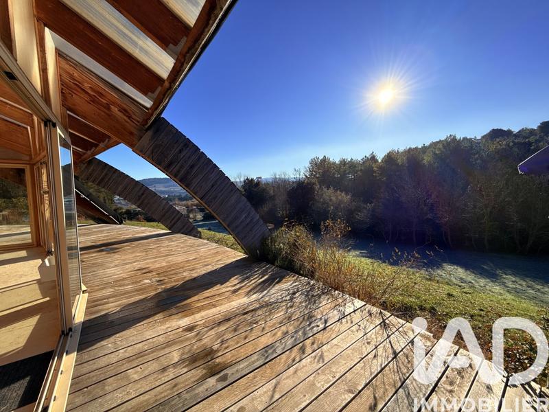 Maison - 146 m² - 6 pièces