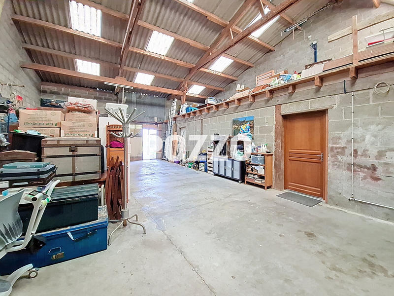 Maison - 165 m² - 8 pièces