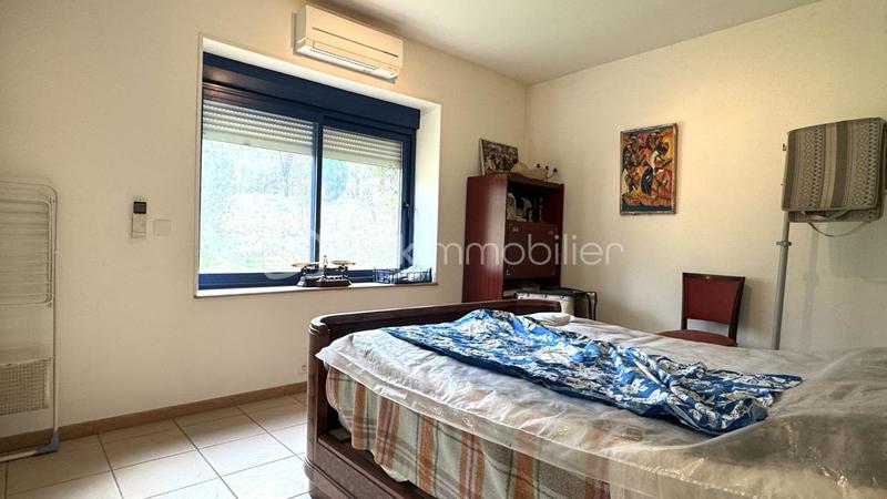 Propriété - 131 m² - 6 pièces