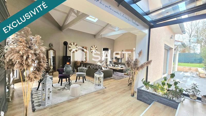 Maison - 236 m² - 8 pièces