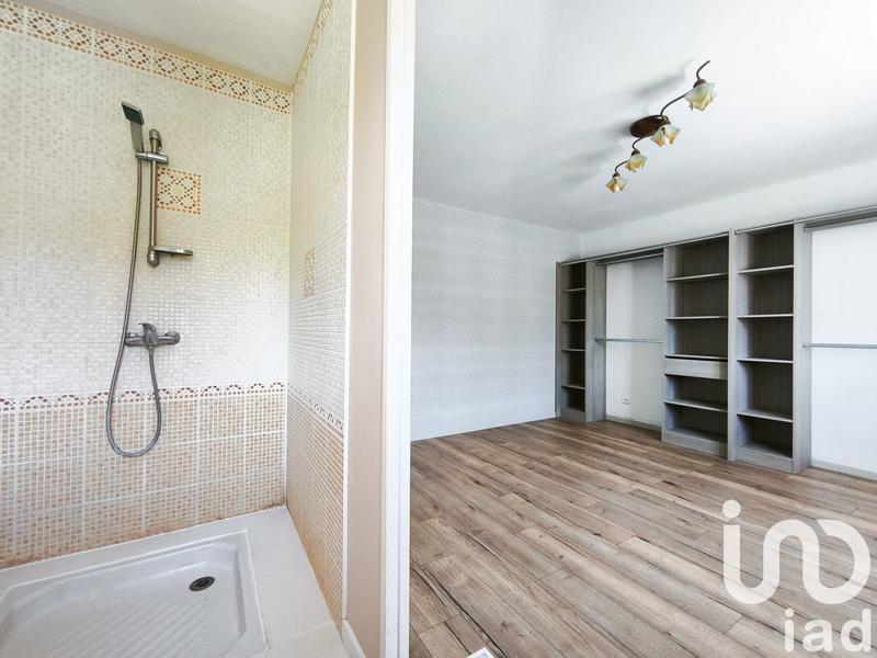 Maison - 194 m² - 8 pièces