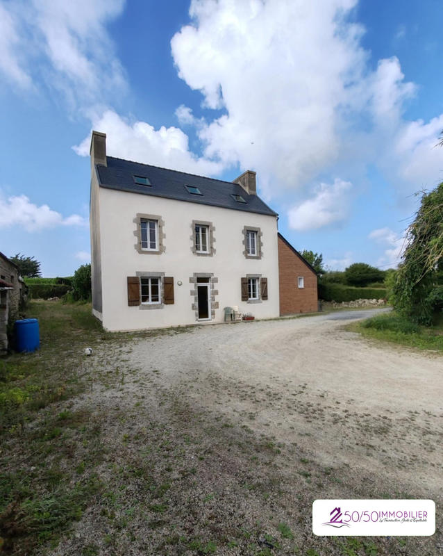 Maison - 95 m² - 5 pièces