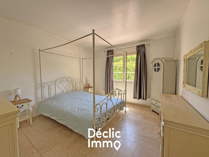 Maison - 190 m² - 8 pièces