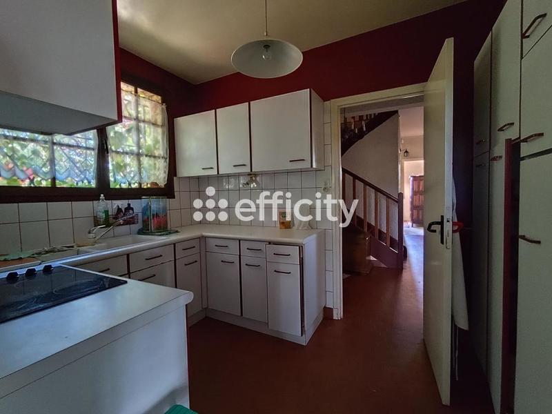 Maison - 182 m² - 5 pièces