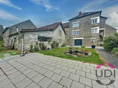 Maison - 175 m² - 5 pièces