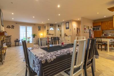 Maison - 123 m² - 5 pièces