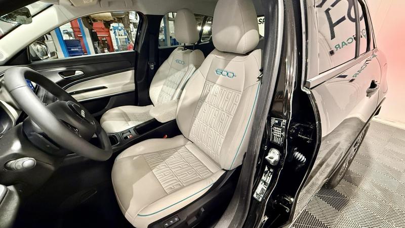 Fiat 600 t-Gen 3 1.2 Hybrid 110 Dct6 la Prima