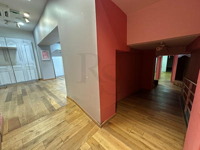 Immeuble - 6 pièces