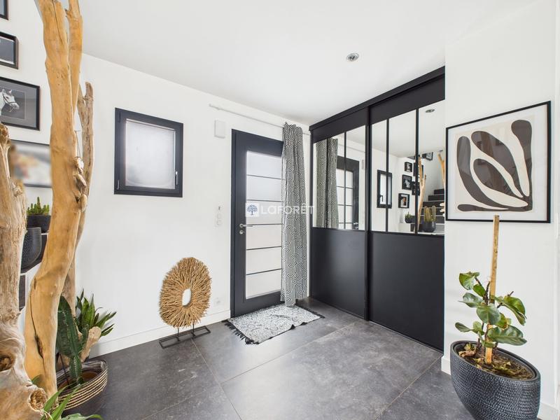 Maison - 167 m² - 6 pièces