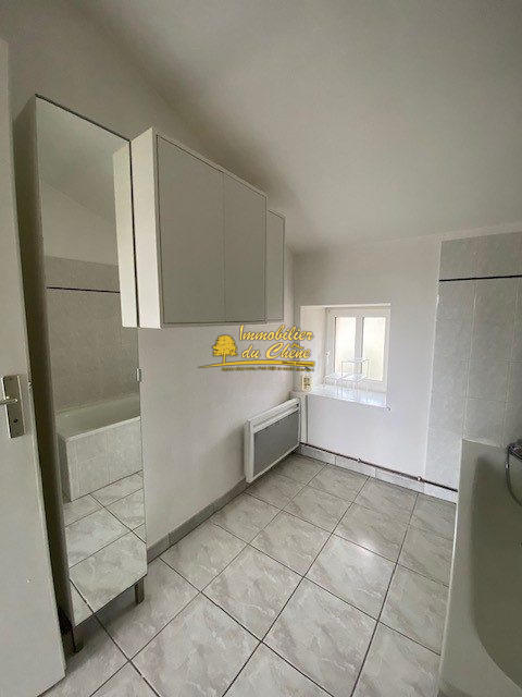 Appartement - 100 m² - 4 pièces