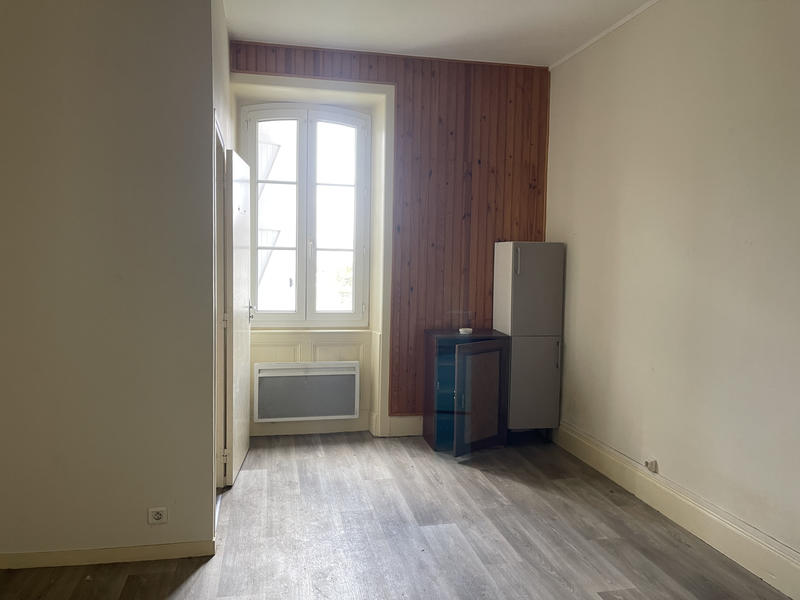 Immeuble - 170 m² - 8 pièces