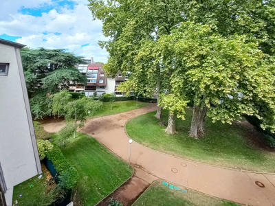 Appartement - 110 m² - 5 pièces