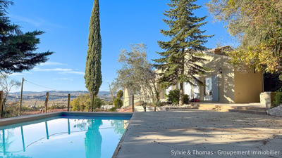 Maison - 109 m² - 4 pièces