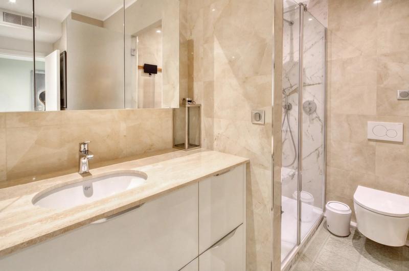 Appartement - 85 m² - 3 pièces