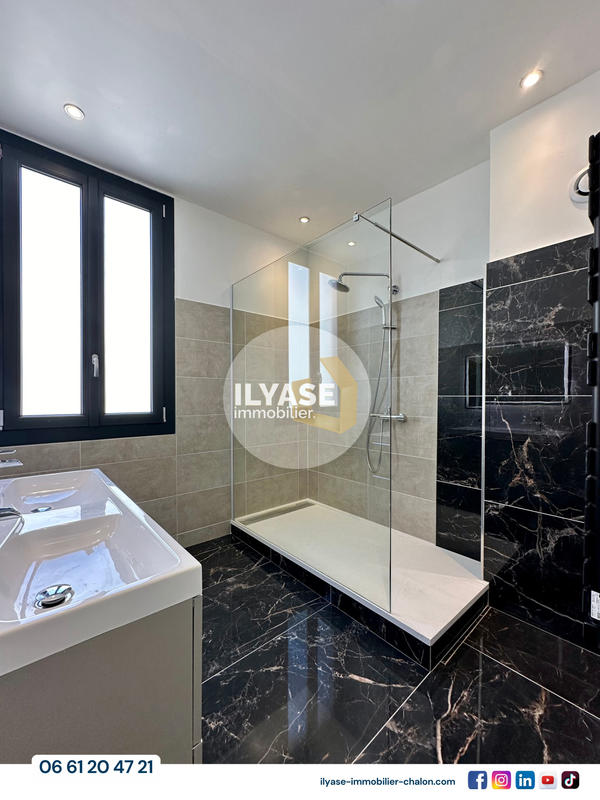 Maison - 95 m² - 4 pièces