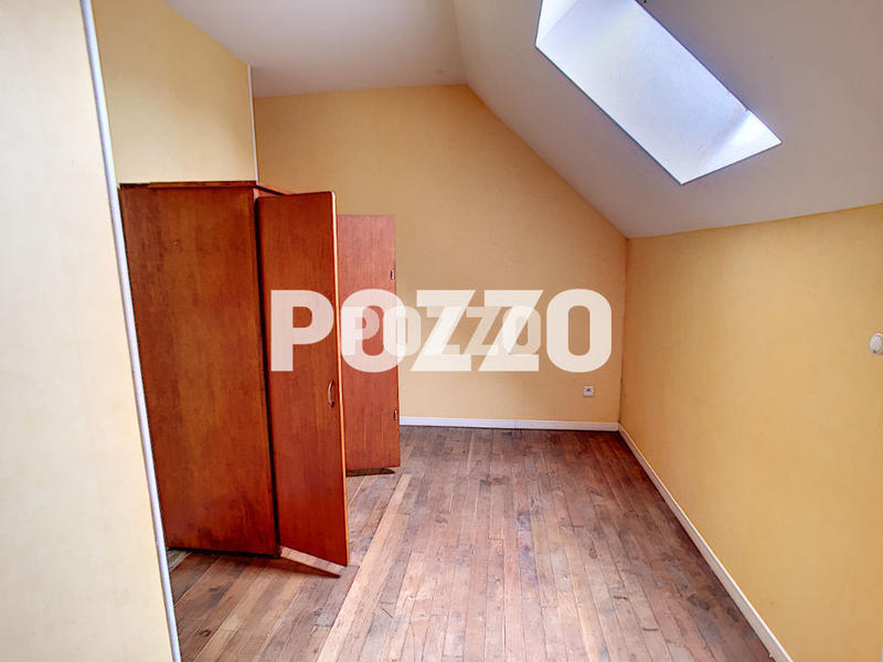 Immeuble - 196 m² - 6 pièces