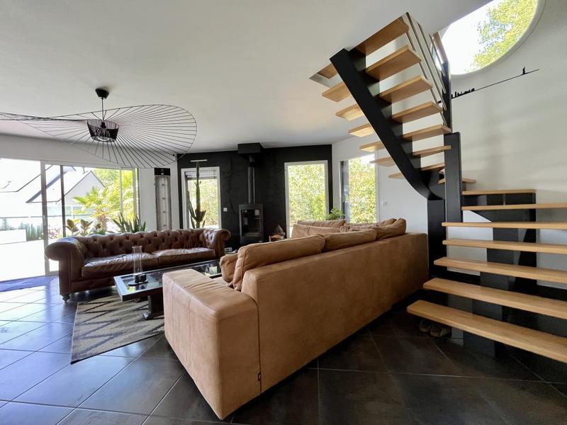 Maison - 160 m² - 6 pièces