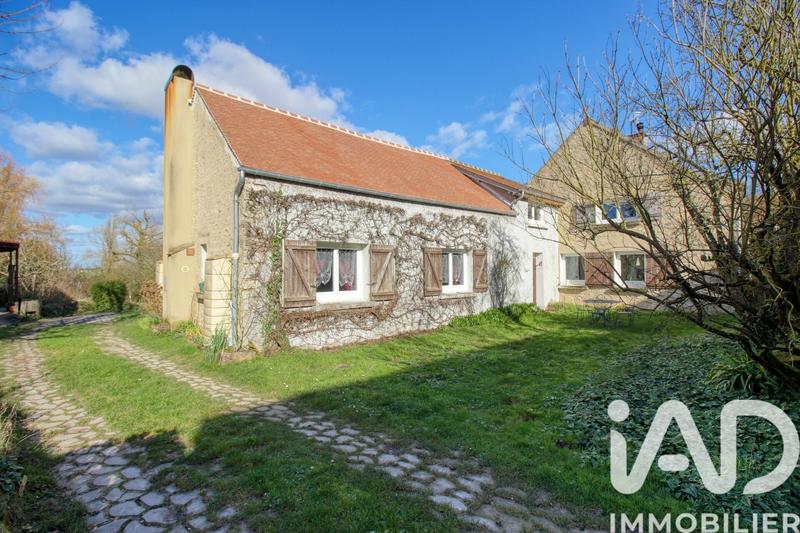 Maison de village - 140 m² - 6 pièces