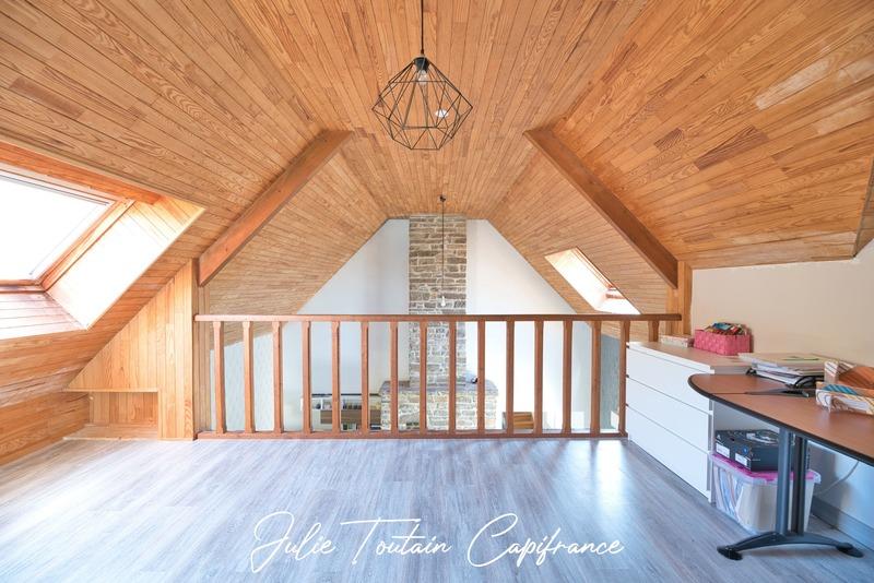 Pavillon - 160 m² - 6 pièces