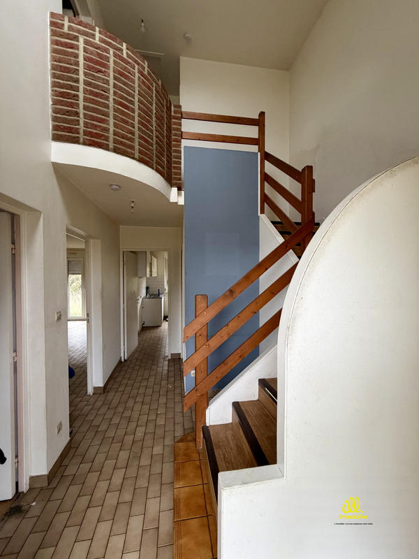 Maison - 90 m² - 5 pièces