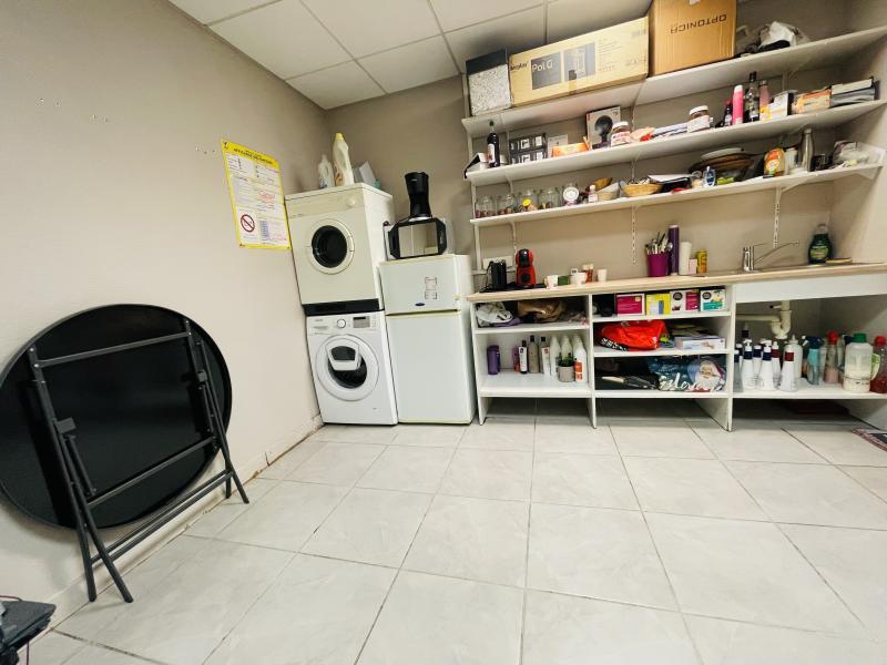 Local commercial - 94 m² - 2 pièces