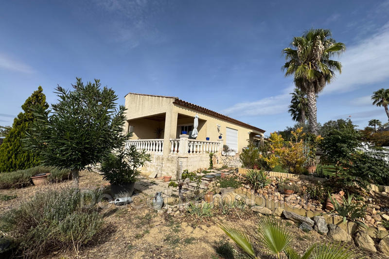 Maison - 96 m² - 4 pièces