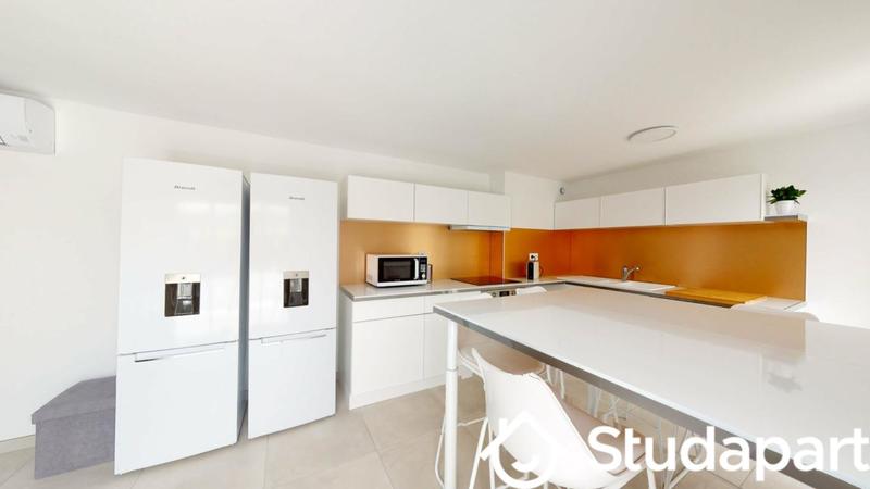 Chambre - 12 m² - 1 pièce