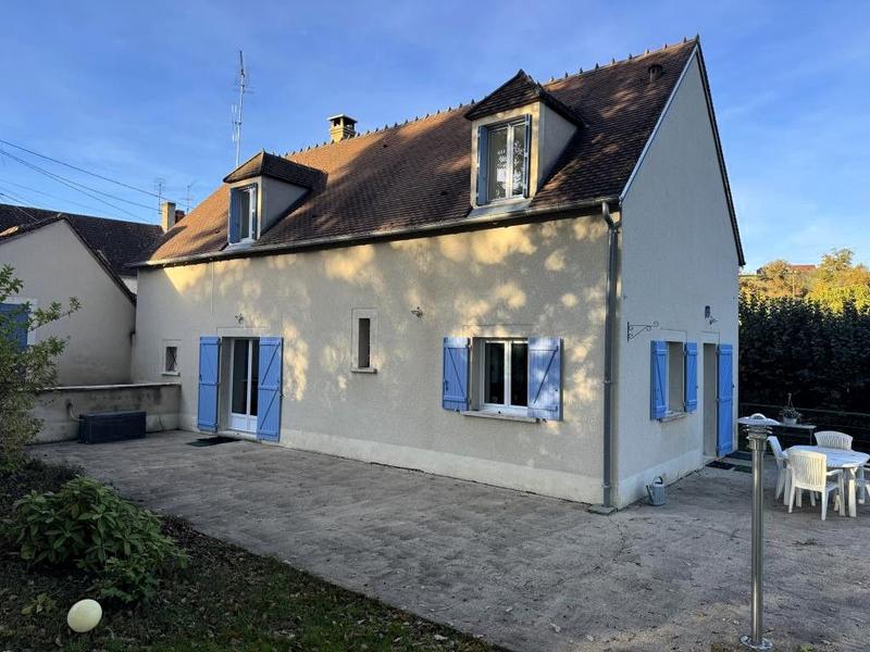 Maison - 105 m² - 4 pièces