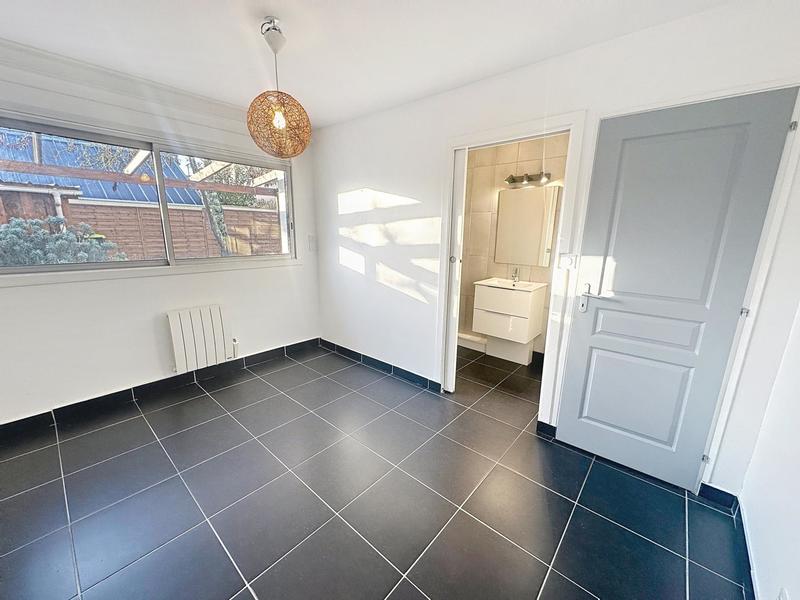 Maison - 204 m² - 7 pièces