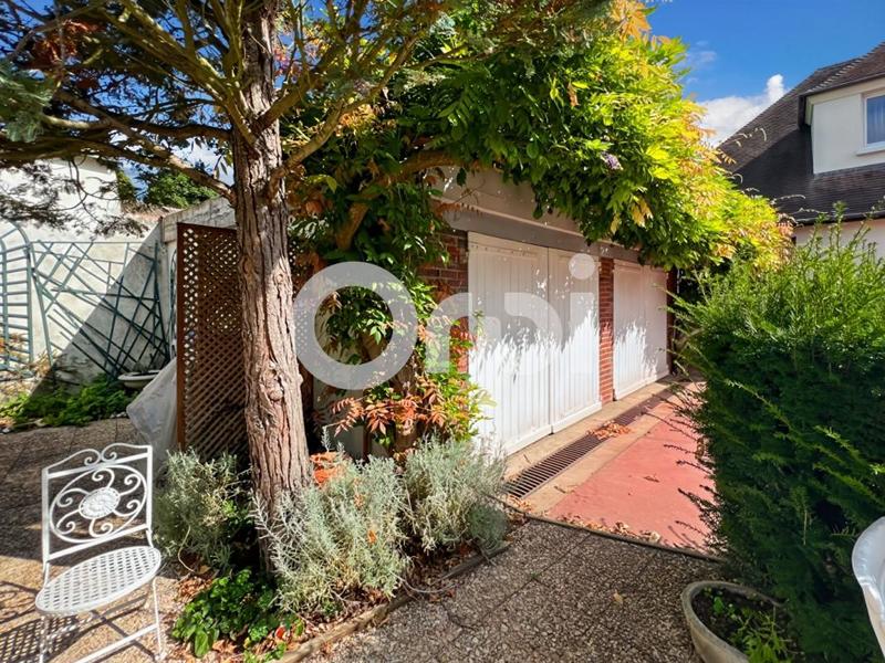 Maison - 187 m² - 7 pièces