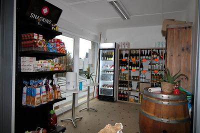 Local commercial - 89 m² - 7 pièces