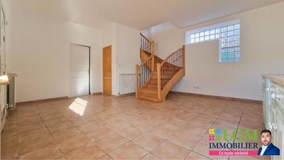 Maison - 85 m² - 3 pièces