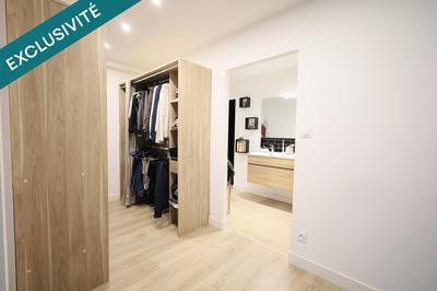 Maison - 248 m² - 8 pièces