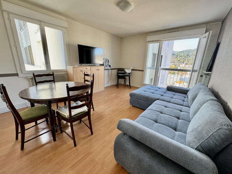 Appartement - 79 m² - 4 pièces