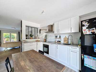 Maison traditionnelle - 110 m² - 5 pièces