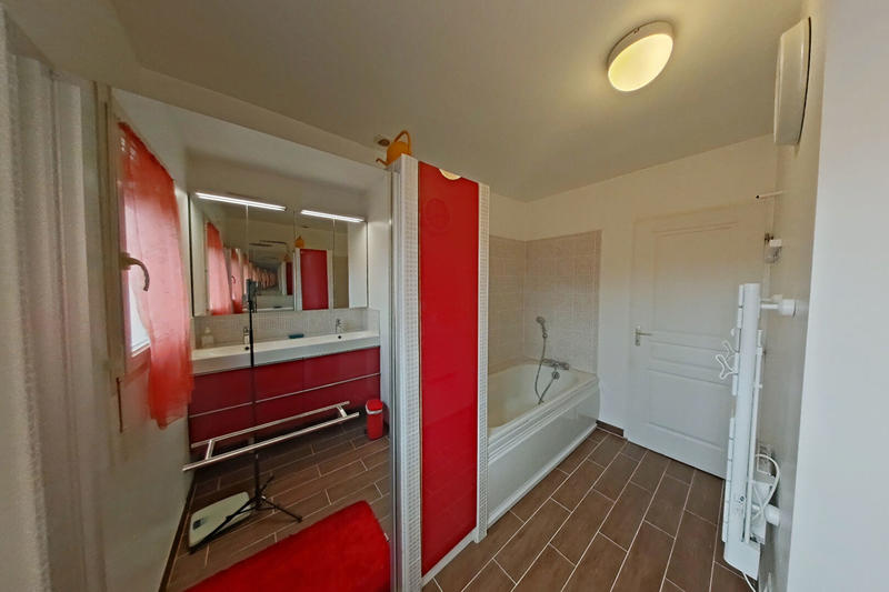 Maison - 132 m² - 6 pièces