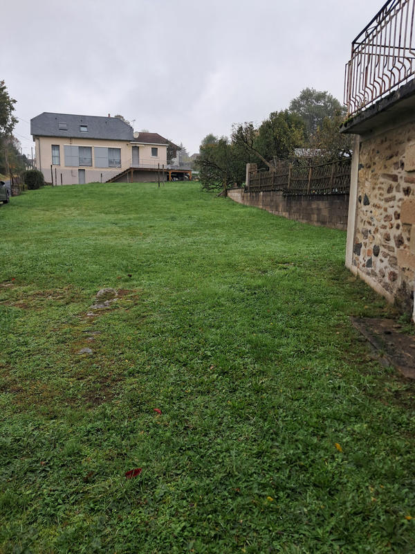 Maison - 210 m² - 8 pièces