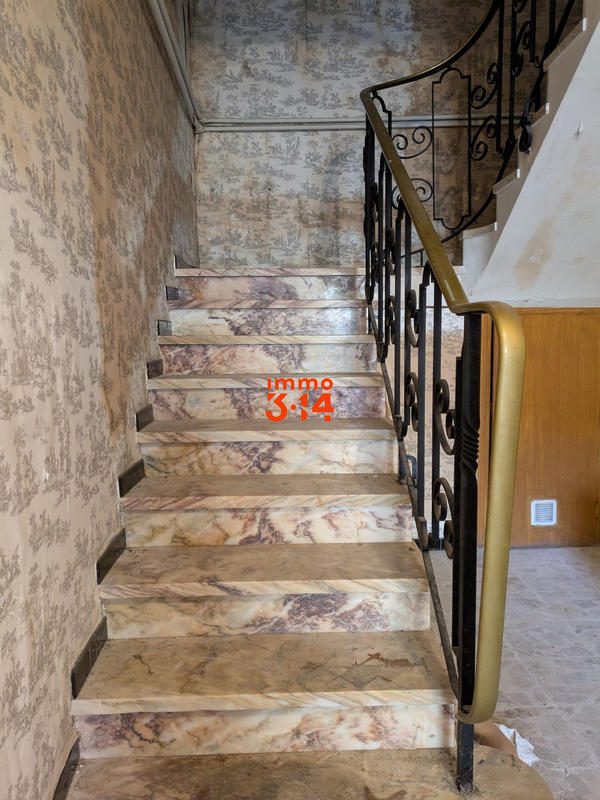 Maison ancienne - 500 m² - 15 pièces