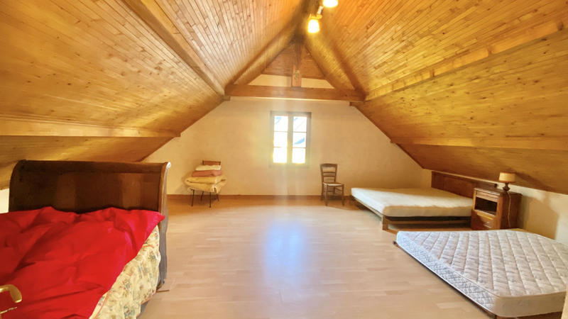 Maison - 110 m² - 4 pièces