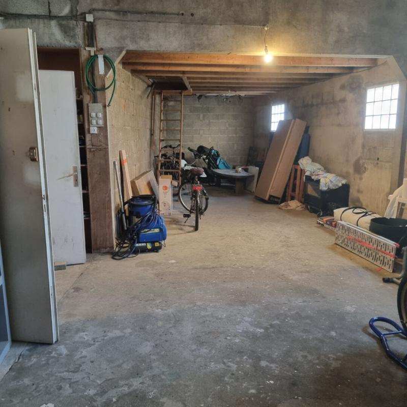 Maison - 170 m² - 8 pièces