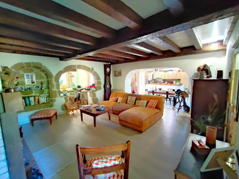 Propriété - 231 m² - 7 pièces