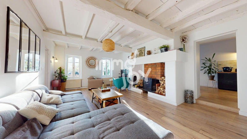 Maison - 185 m² - 7 pièces